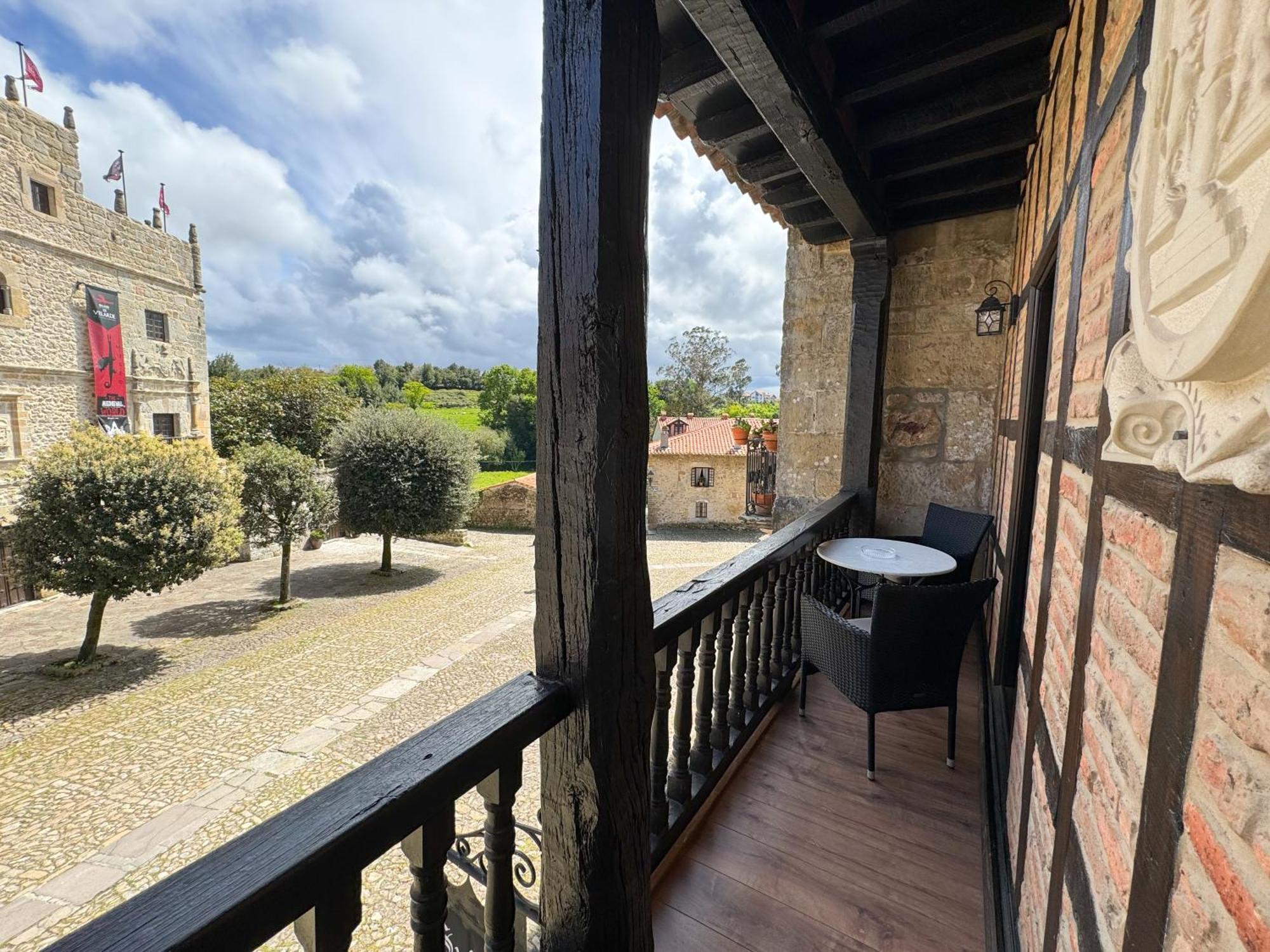 Akla Suites Con Jacuzzi Santillana Santillana del Mar Bagian luar foto